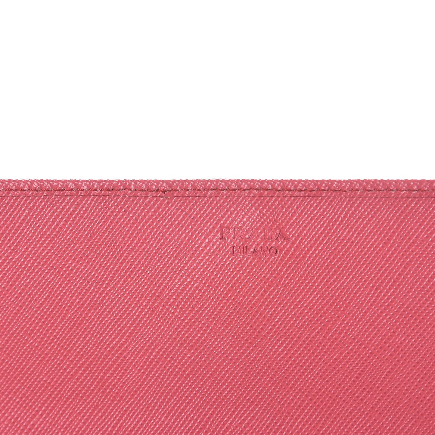 Saffiano Metal Oro Chain Wallet Peonia