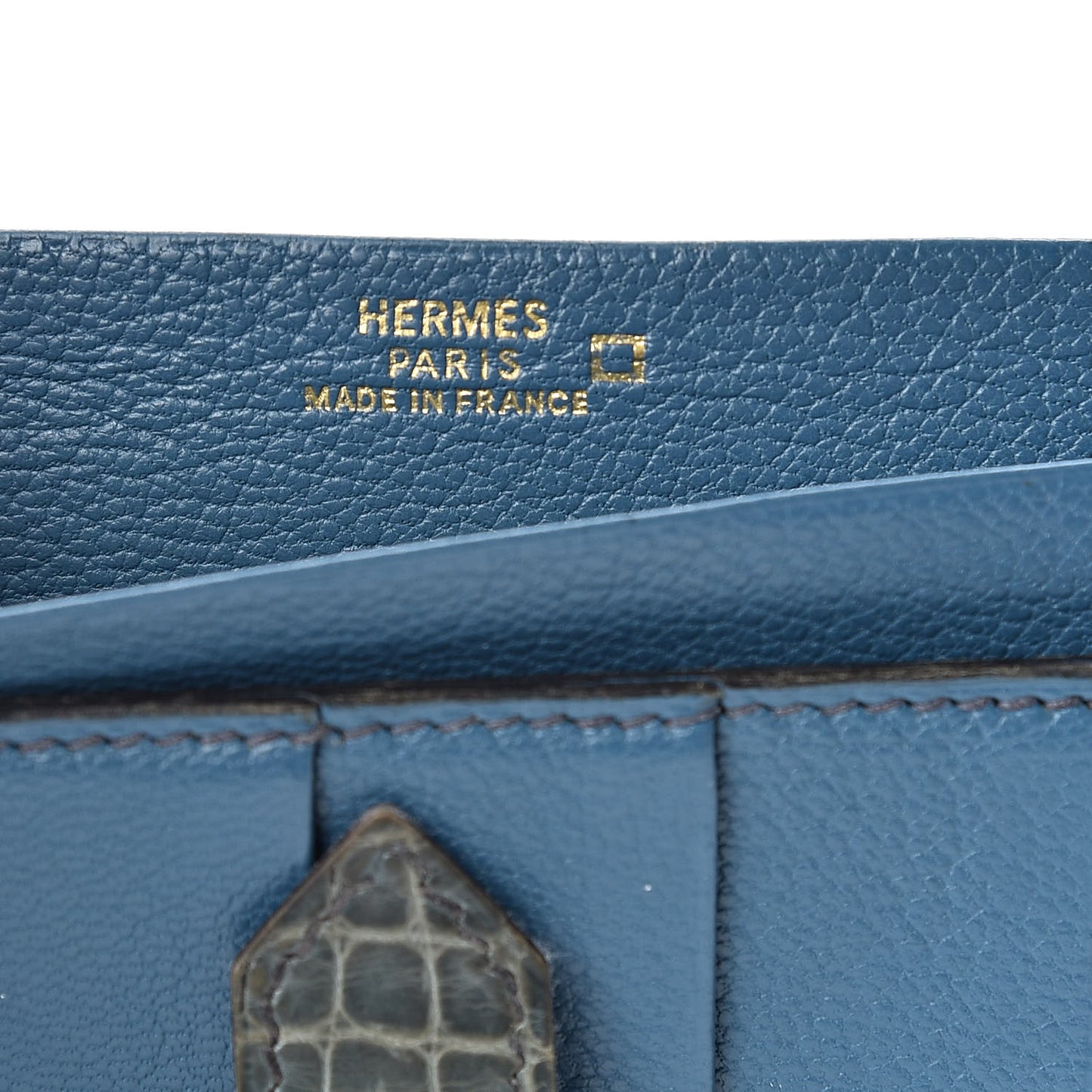 Matte Alligator Bearn Wallet