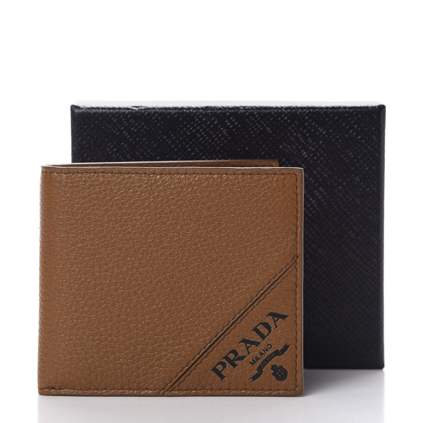 Vitello Grain Bi-Fold Wallet Cannella