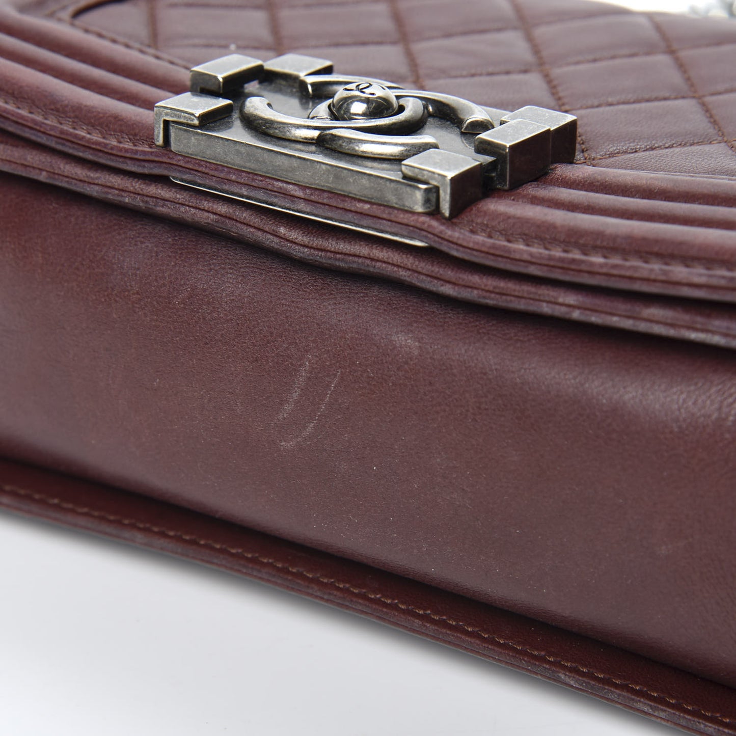 Lambskin Quilted Small Boy Flap Burgundy