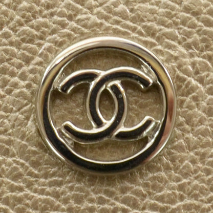 Chanel Cosmetic Pouch Metallic 5 of 8