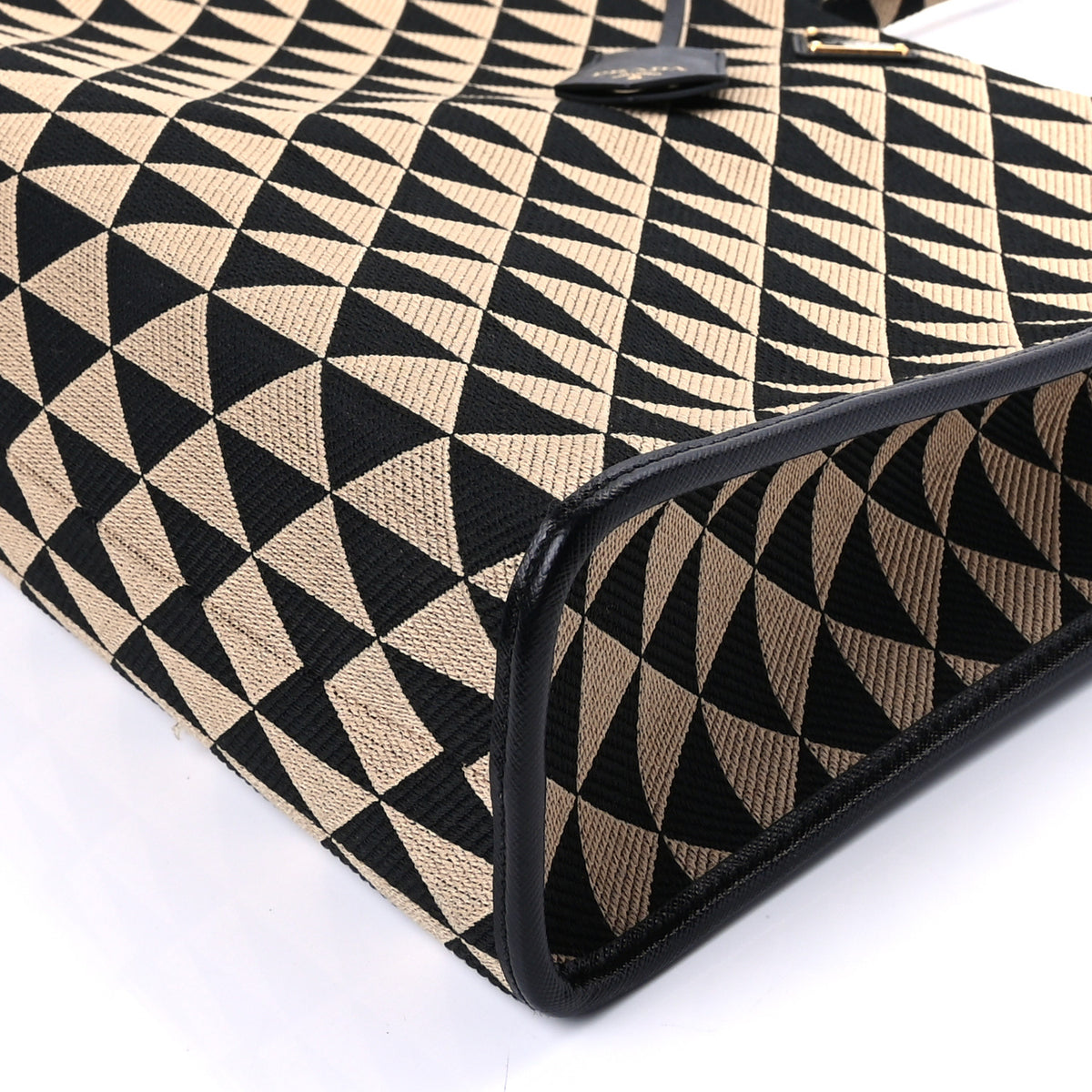 Jacquard Saffiano Triangolo Symbole Embroidered Large Tote Black Corda