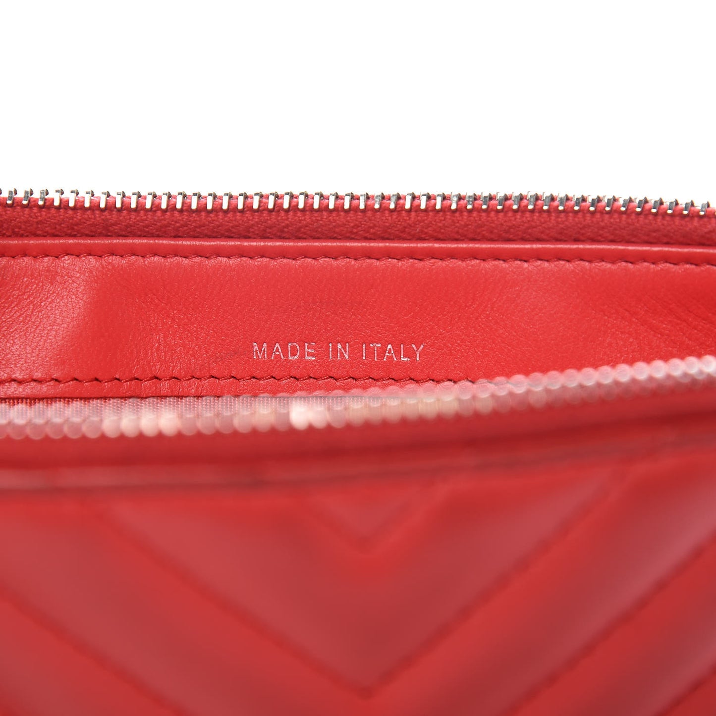 Lambskin Chevron Quilted Studded Small Clutch With Chain Red