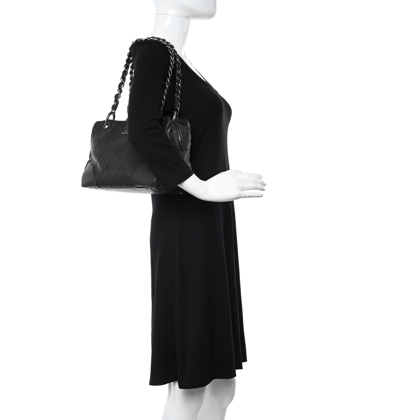 Distressed Caviar Outdoor Ligne Tote Black