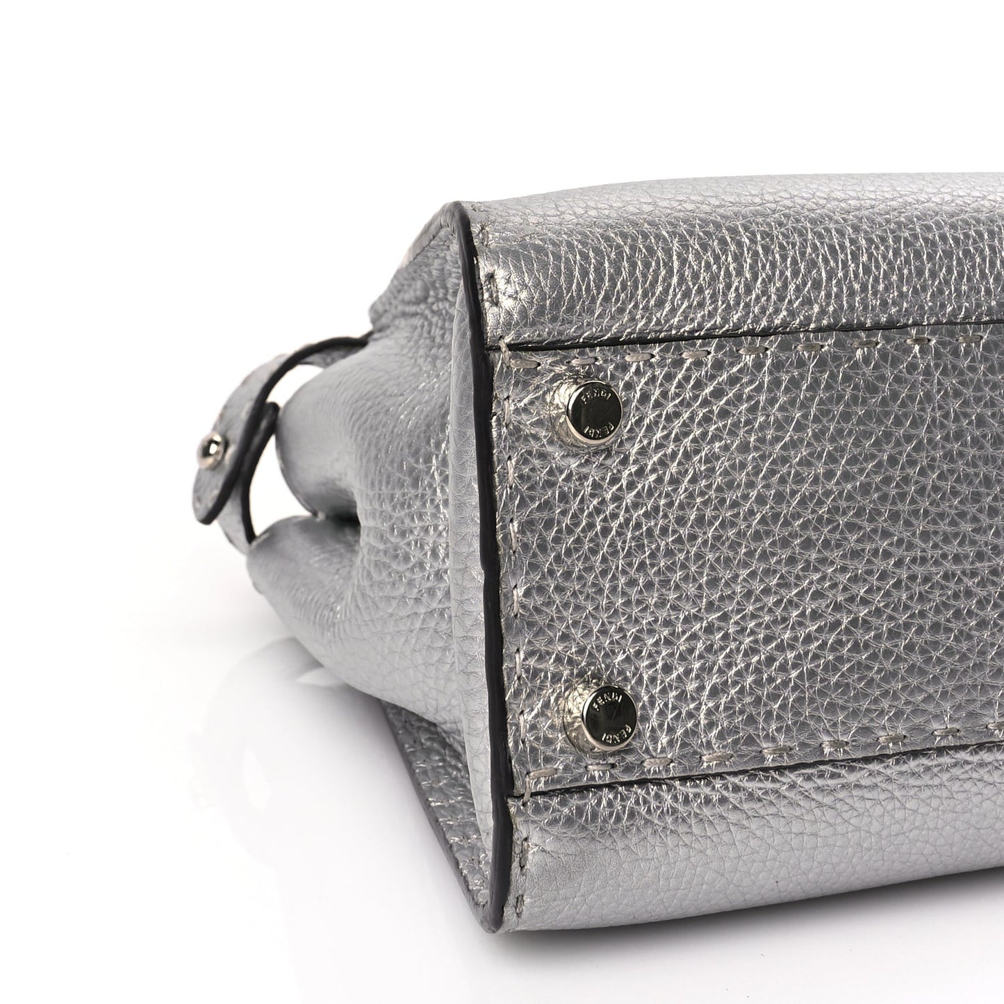 Cuoio Romano Lux Selleria Medium Peekaboo Iconic Satchel Argento