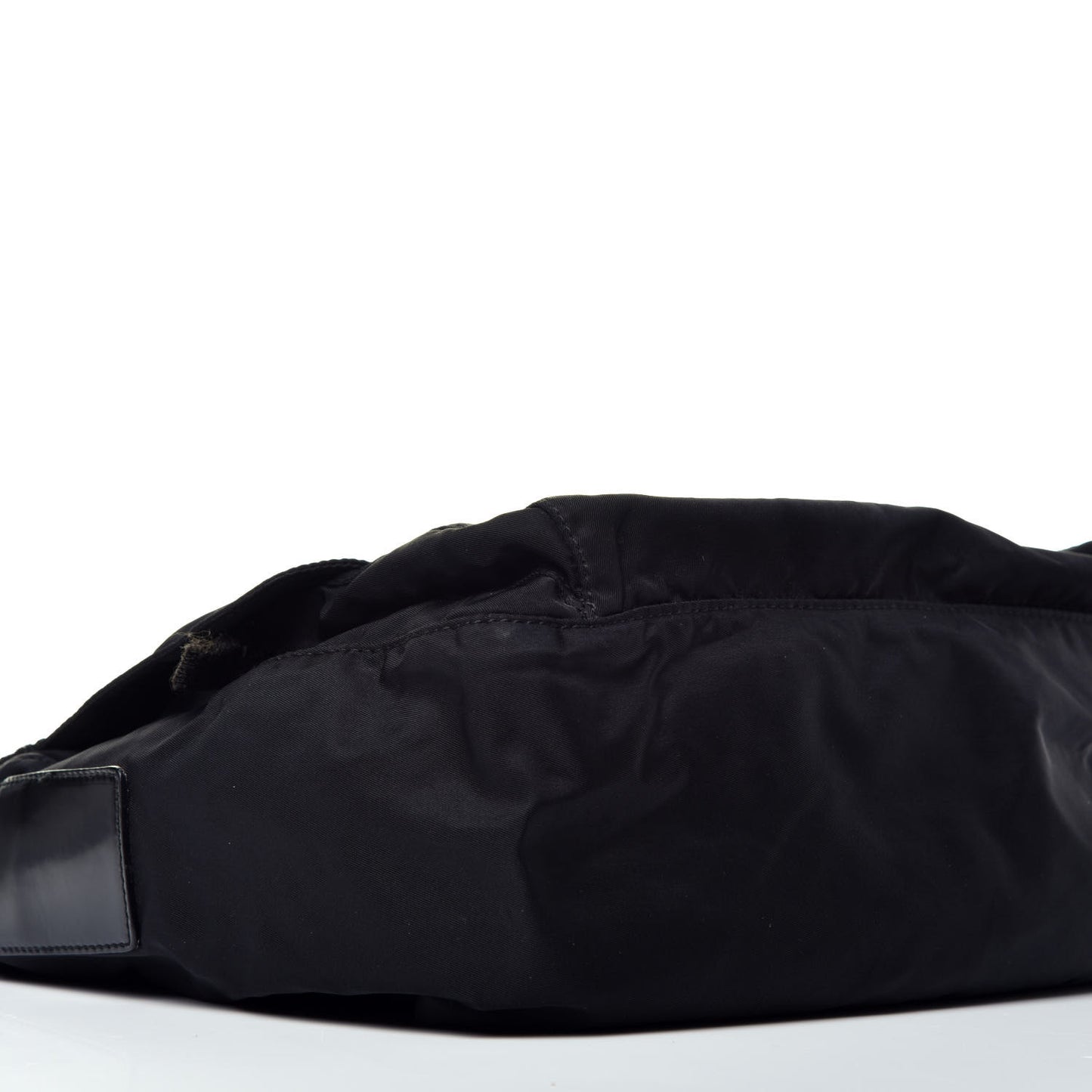 Nylon Vela Messenger Bag Black