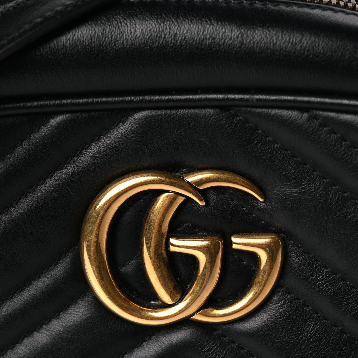 Calfskin Matelasse Small GG Marmont Chain Shoulder Bag Black
