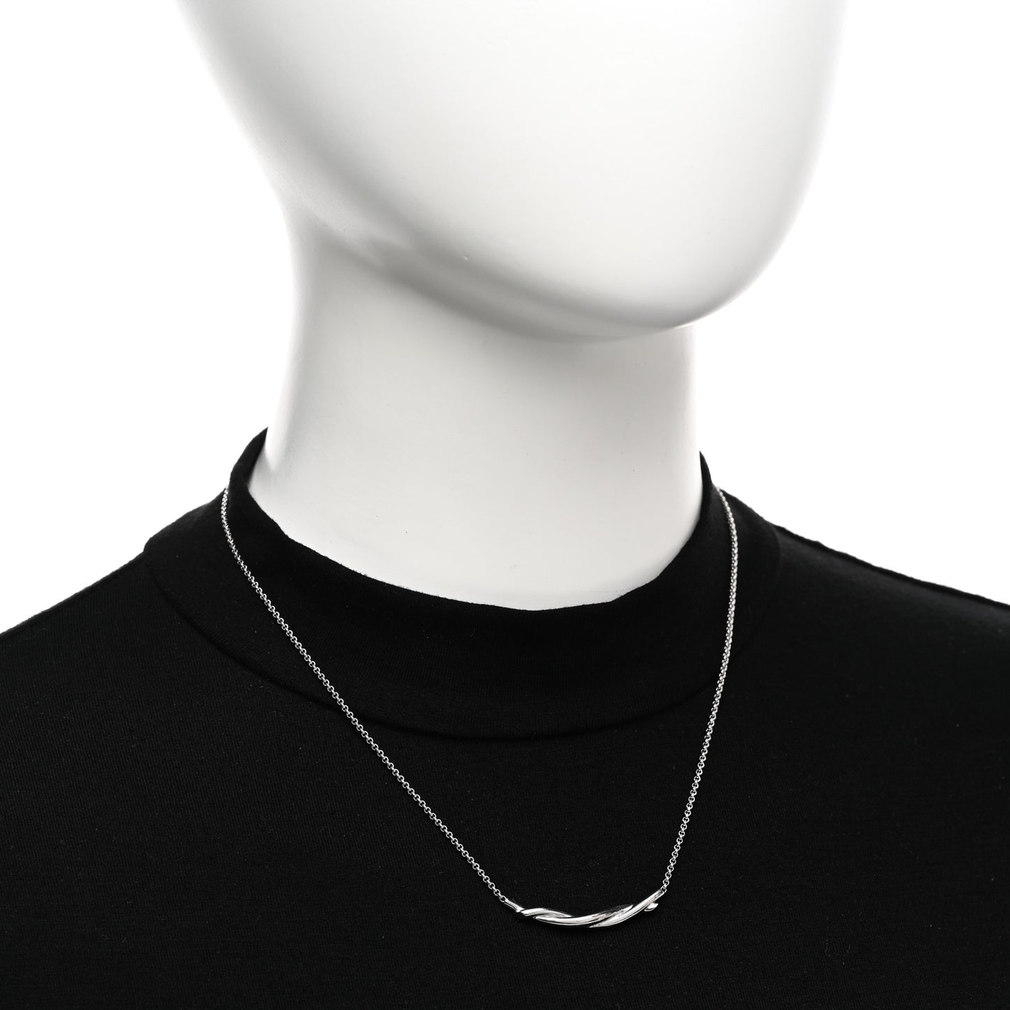 18K White Gold Entrelaces Necklace