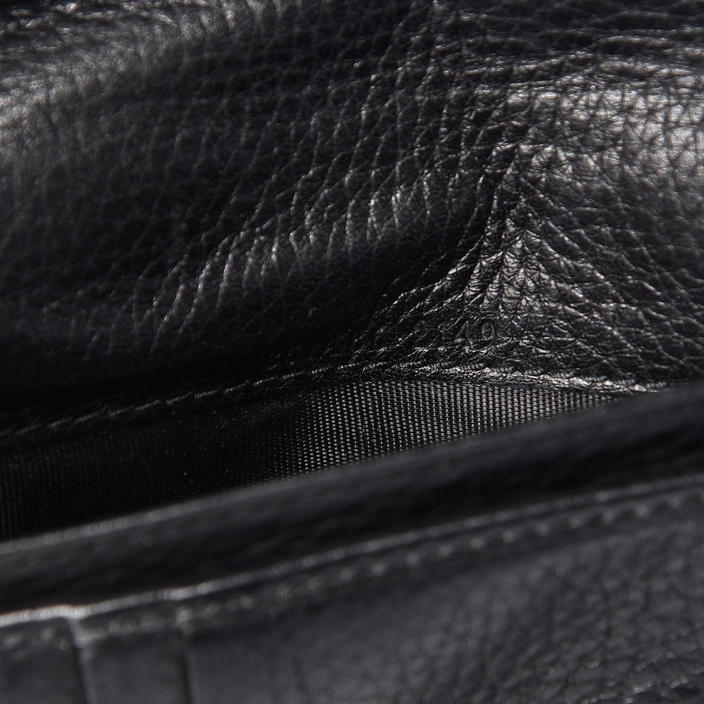Pebbled Calfskin Medium Soho Zip Around Wallet Black