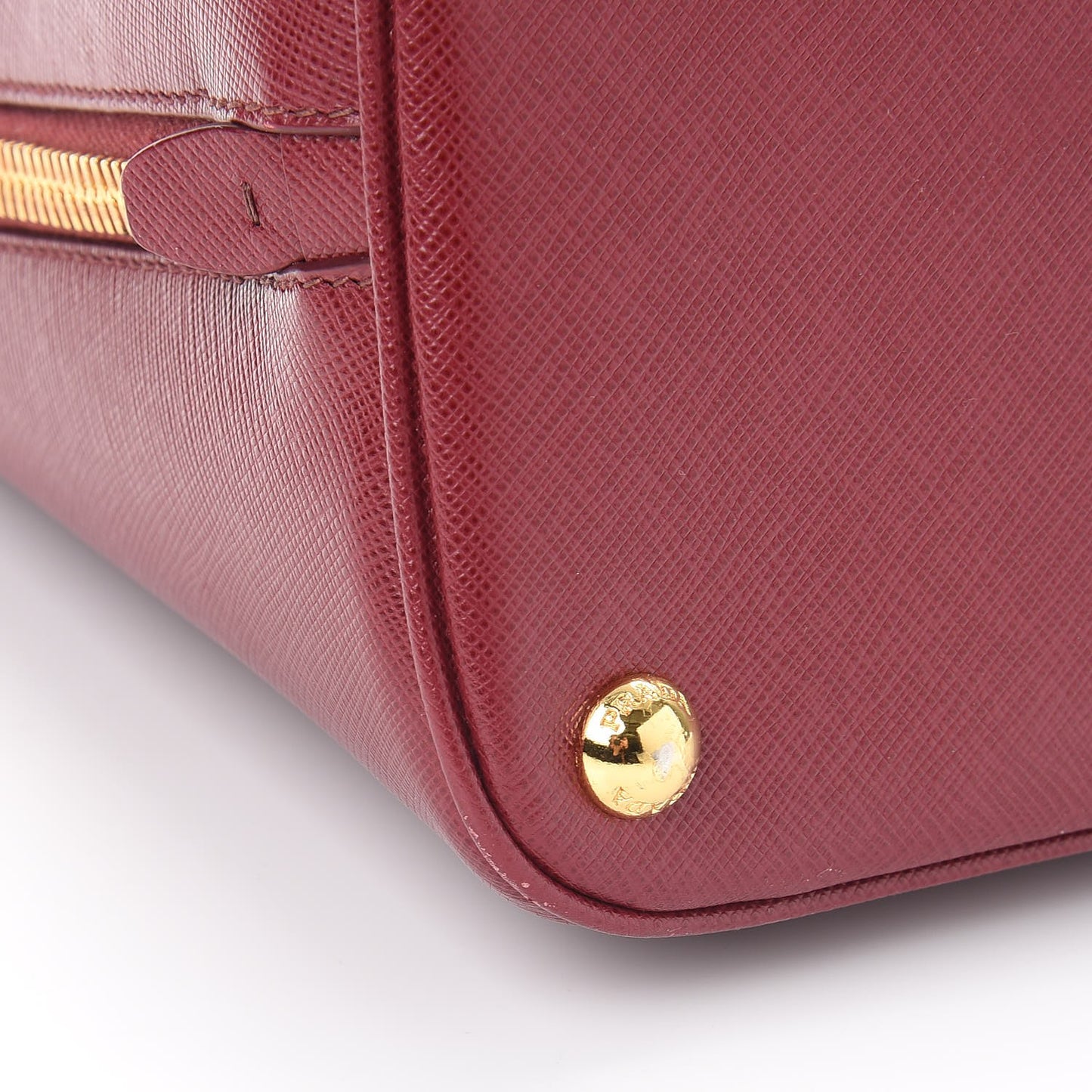 Saffiano Lux Large Promenade Tote Cherry