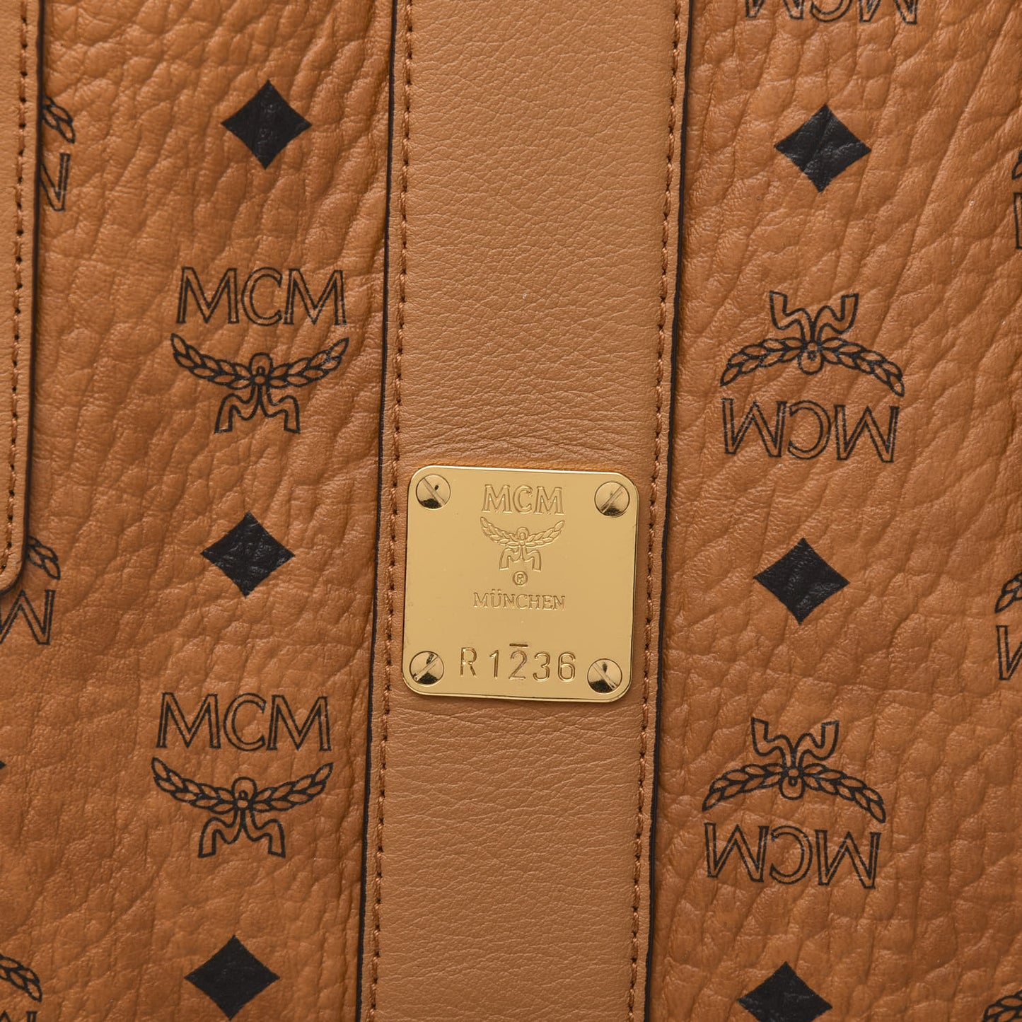 Visetos Medium Liz Reversible Shopper Tote Cognac