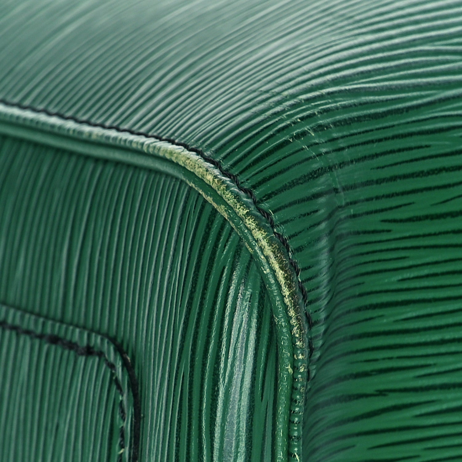 Louis Vuitton Epi Keepall 55 Borneo 7 of 23