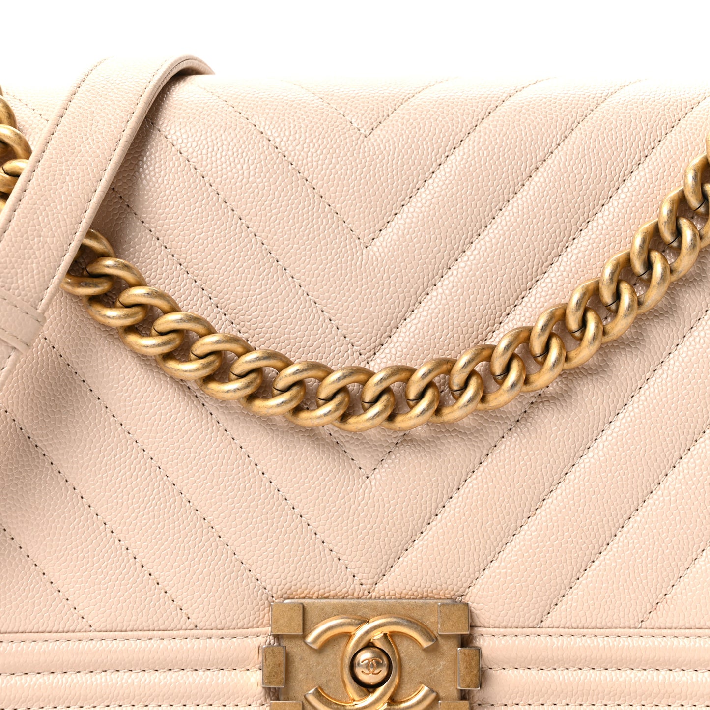 Caviar Chevron Quilted New Medium Boy Flap Beige