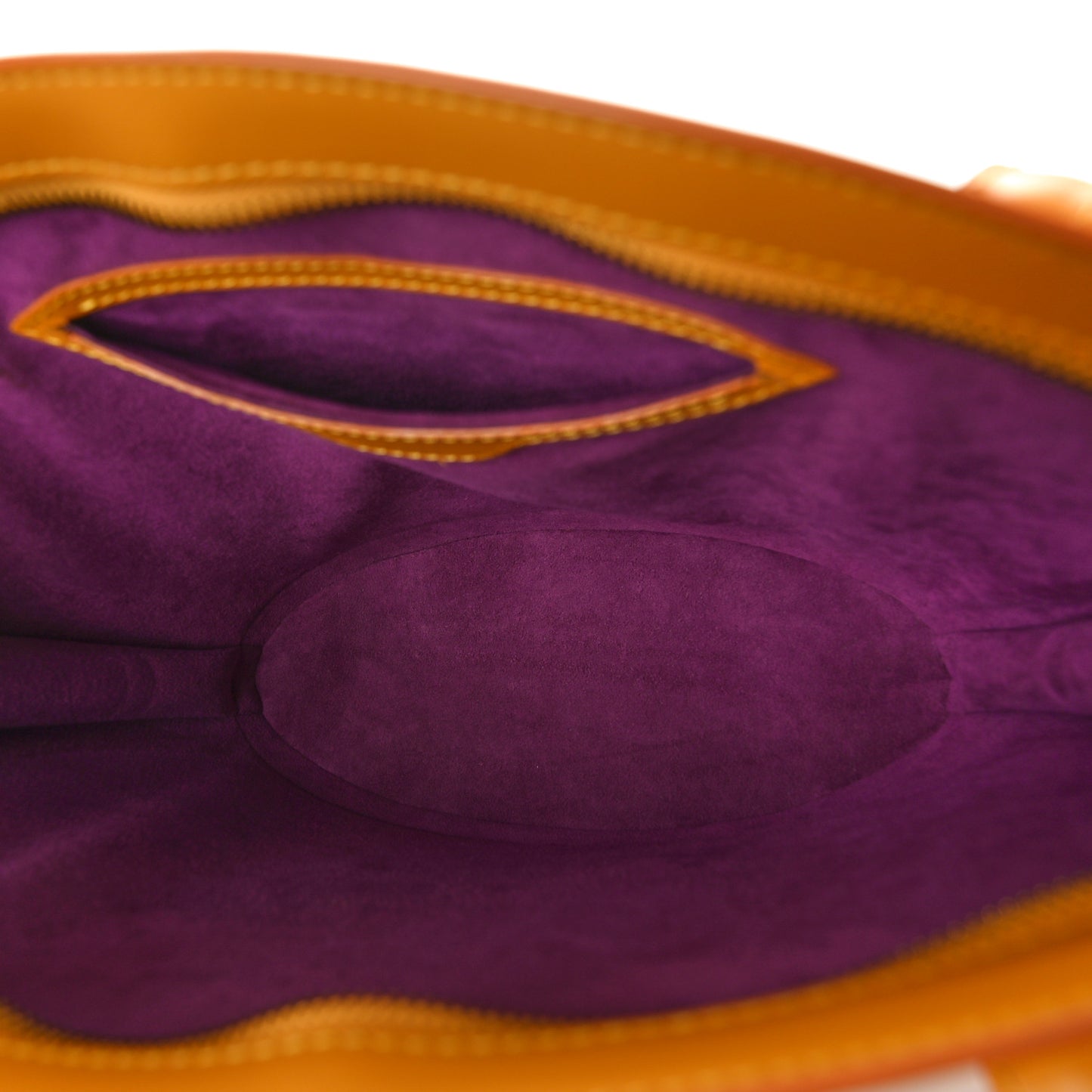 Epi Saint Jacques PM Long Straps Tassil