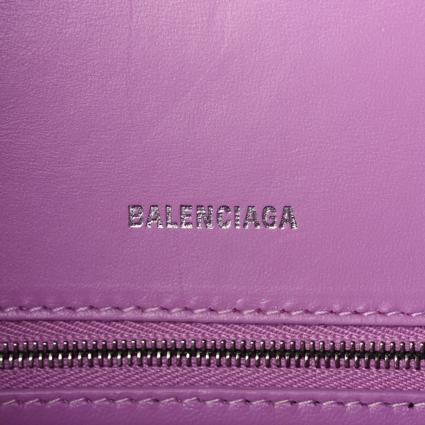 Shiny Box Calfskin Tonal B Small Hourglass Top Handle Bag Lilac