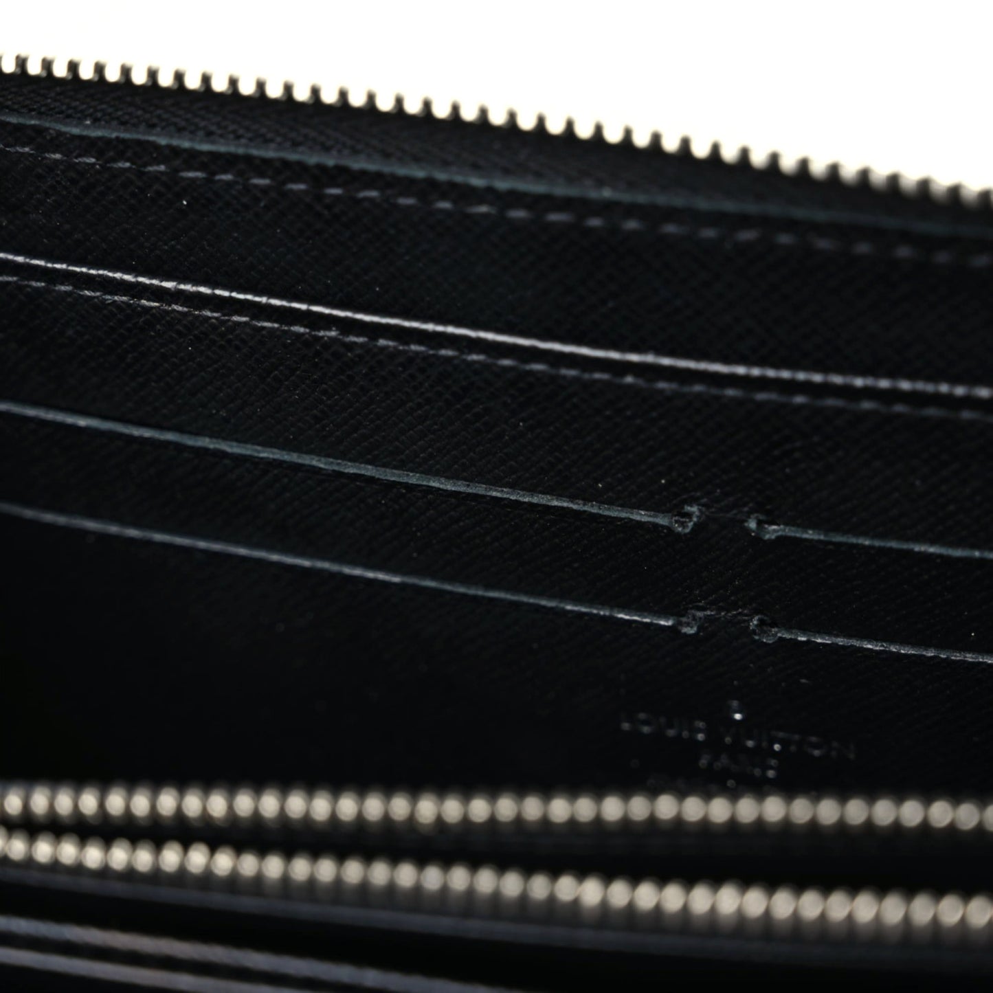 Epi Electric Zippy Wallet Black