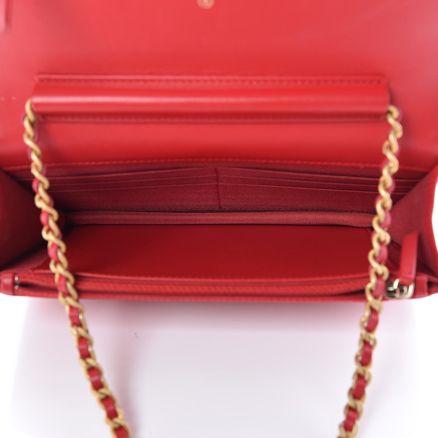 Caviar Quilted CC Filigree Wallet On Chain WOC Red