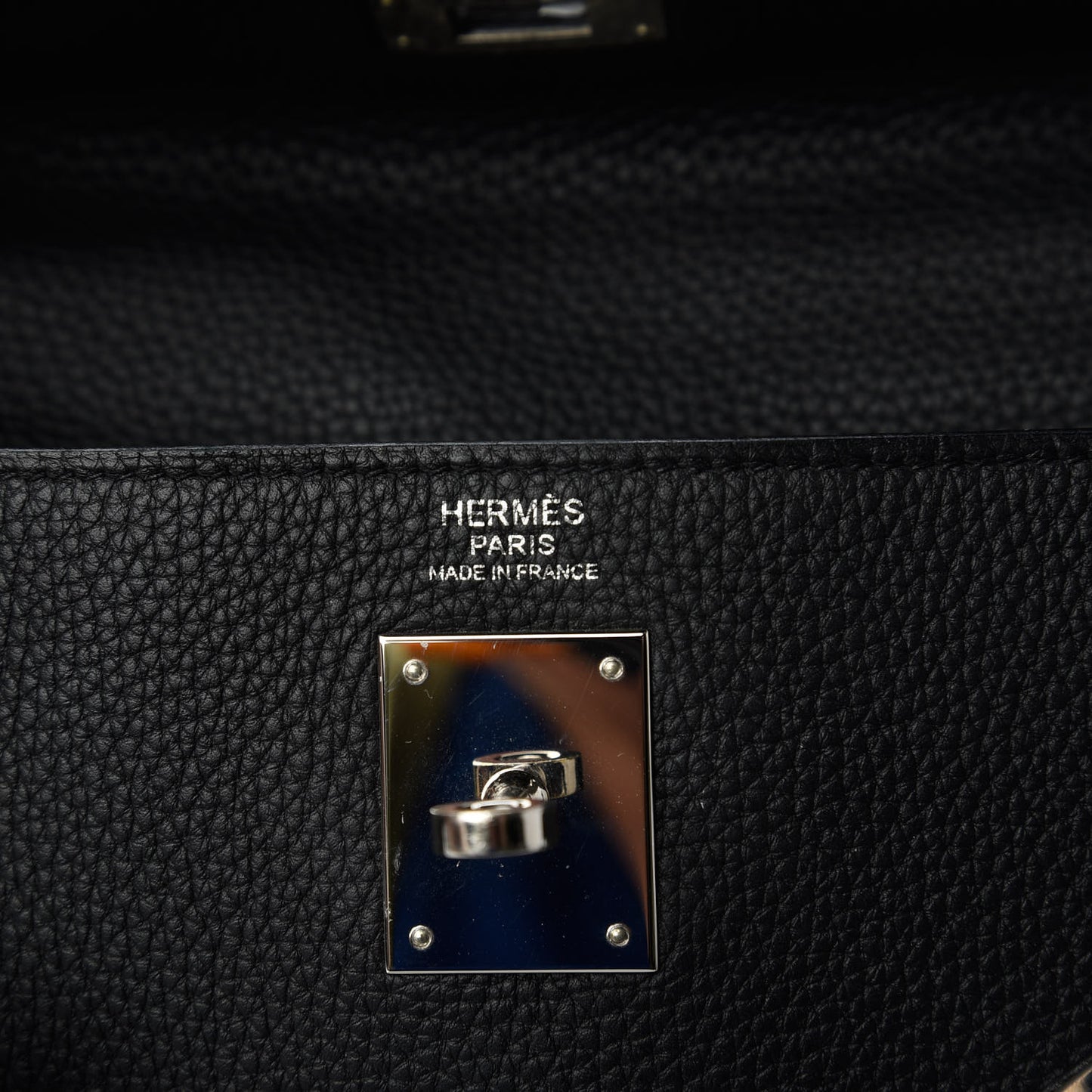 Togo Kelly Retourne 32 Black