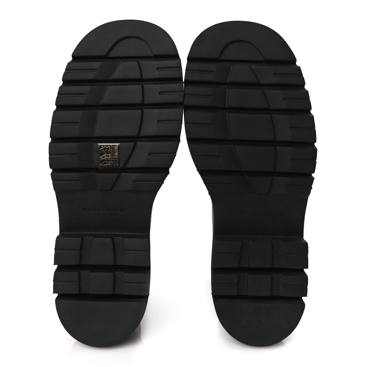 Calfskin The Lug Chelsea 55mm Cropped Boots 40 Black