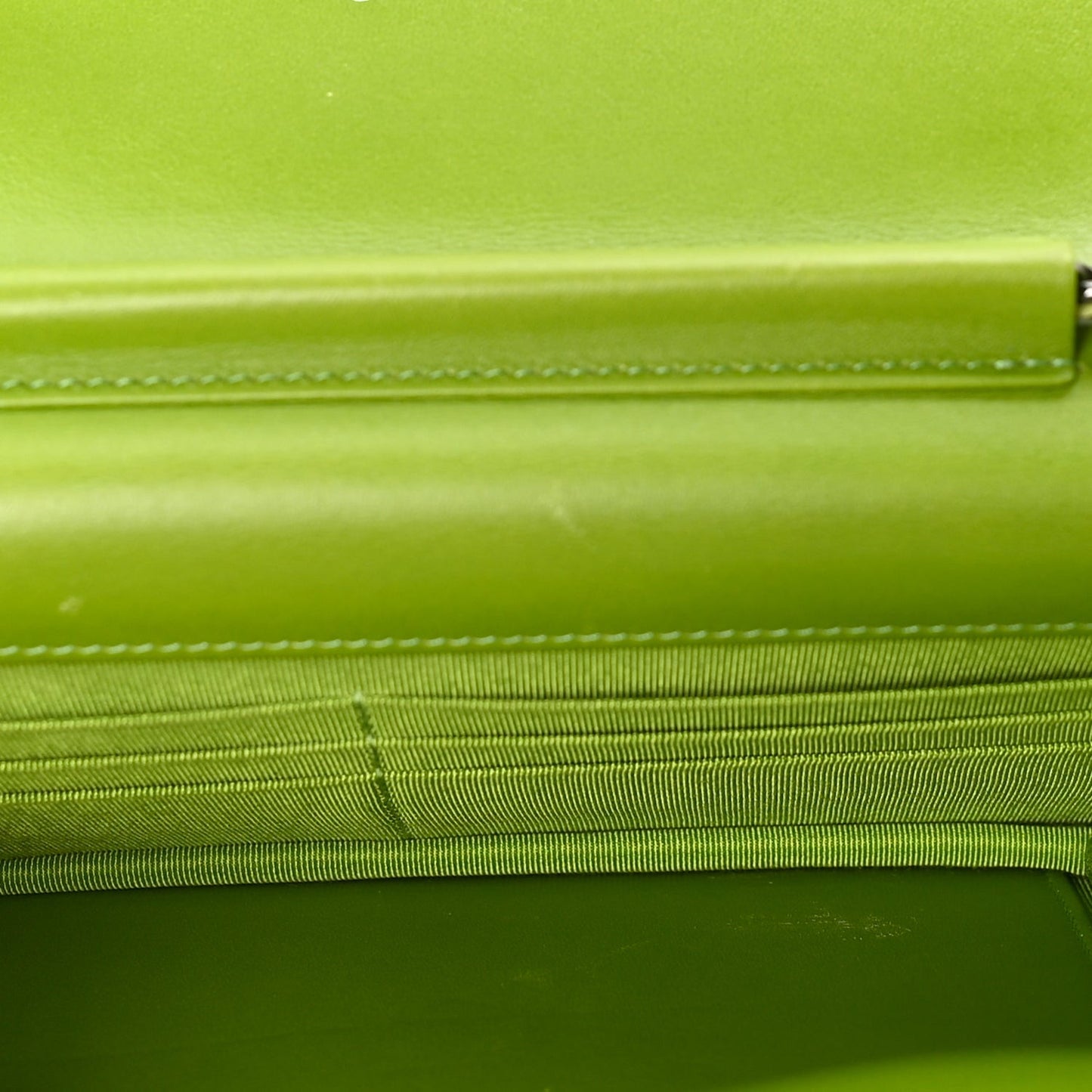 Velvet Quilted Wallet On Chain WOC Green