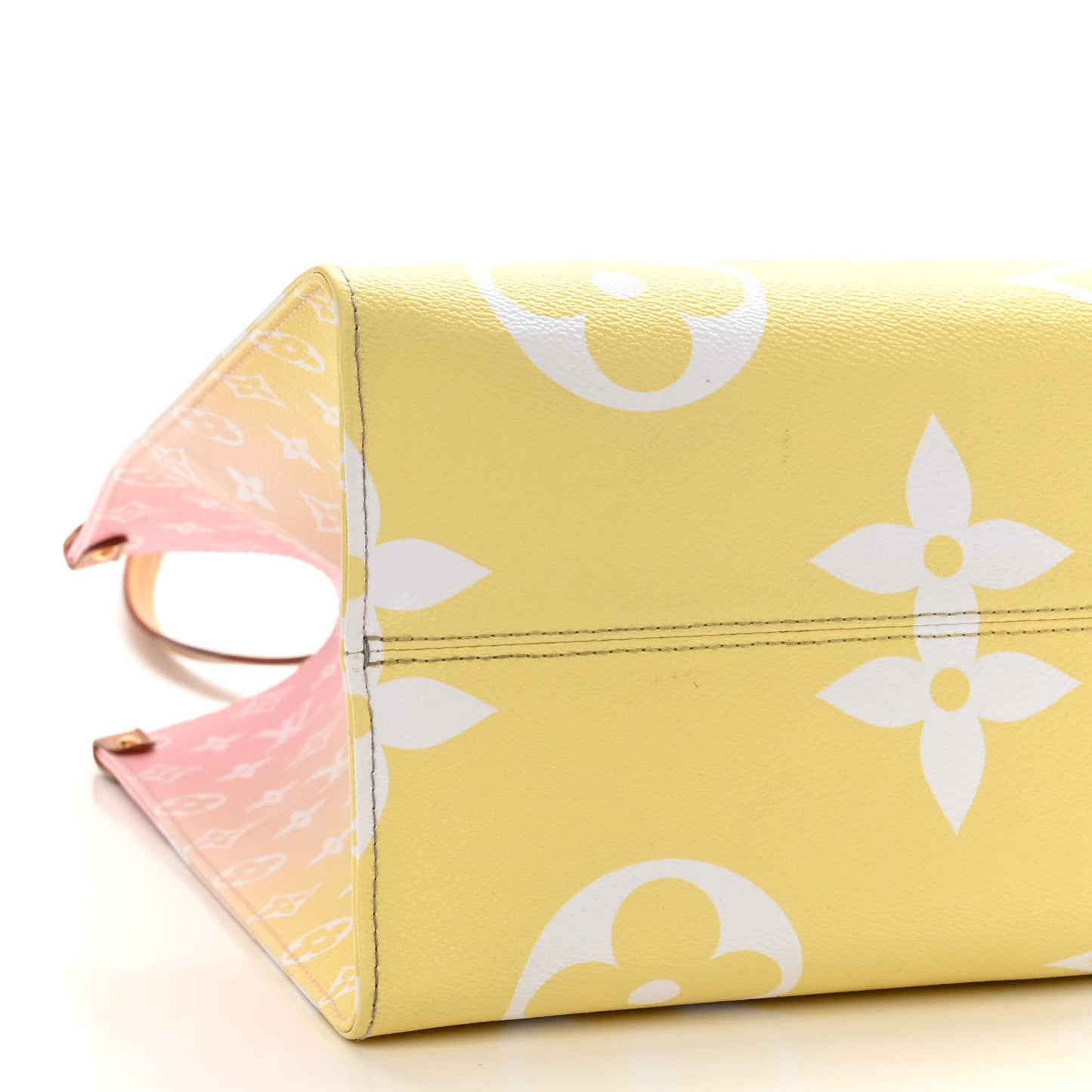 Monogram Giant By The Pool OnTheGo GM Light Pink