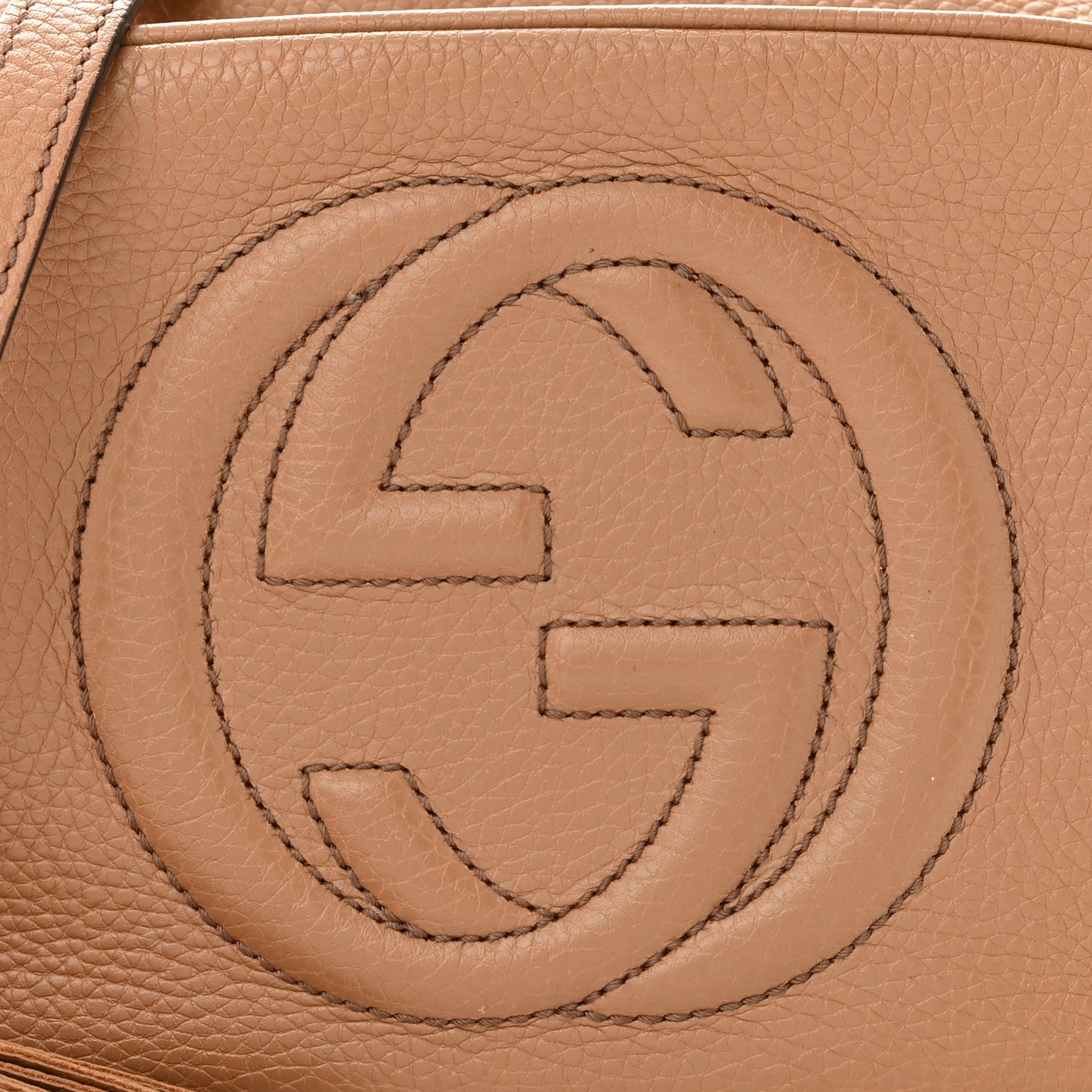 Pebbled Calfskin Small Soho Disco Bag Camelia