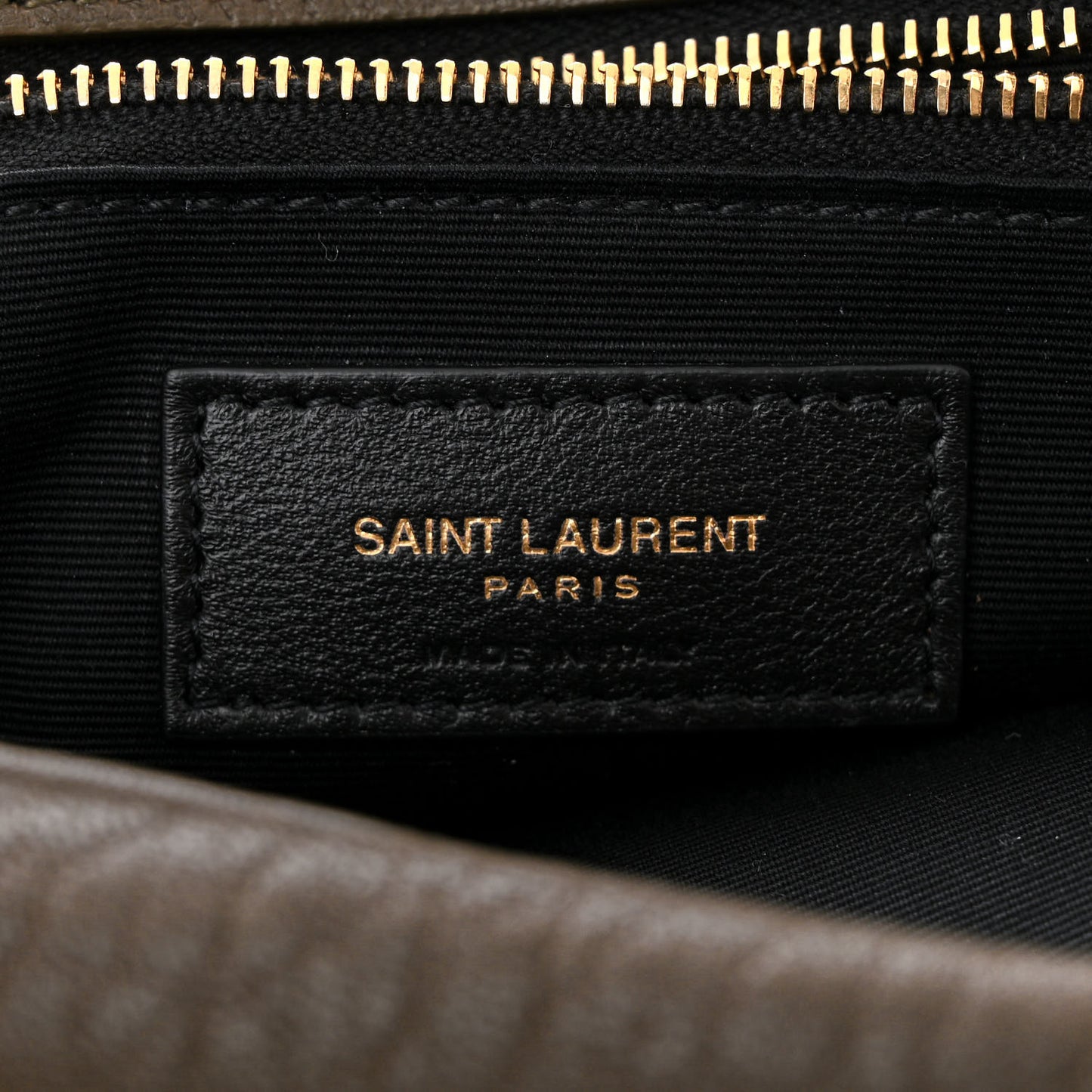 Grained Lambskin Large Calypso Light Musk