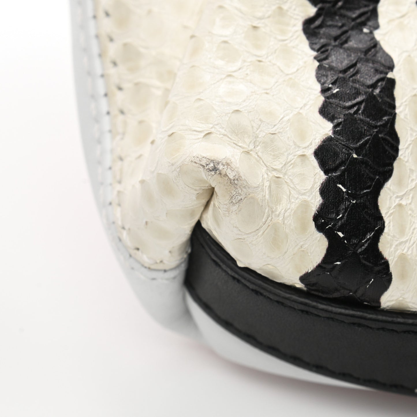 Snakeskin Padlock Skull Clutch Off White