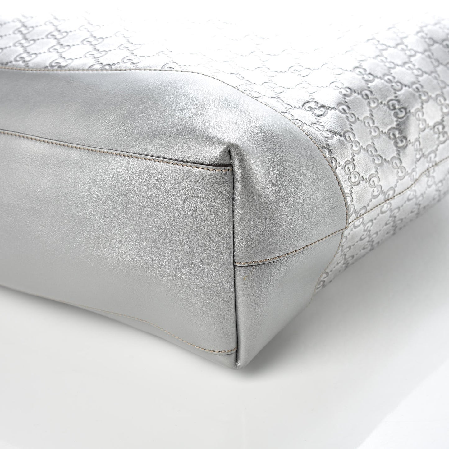 Guccissima Large Tote Silver