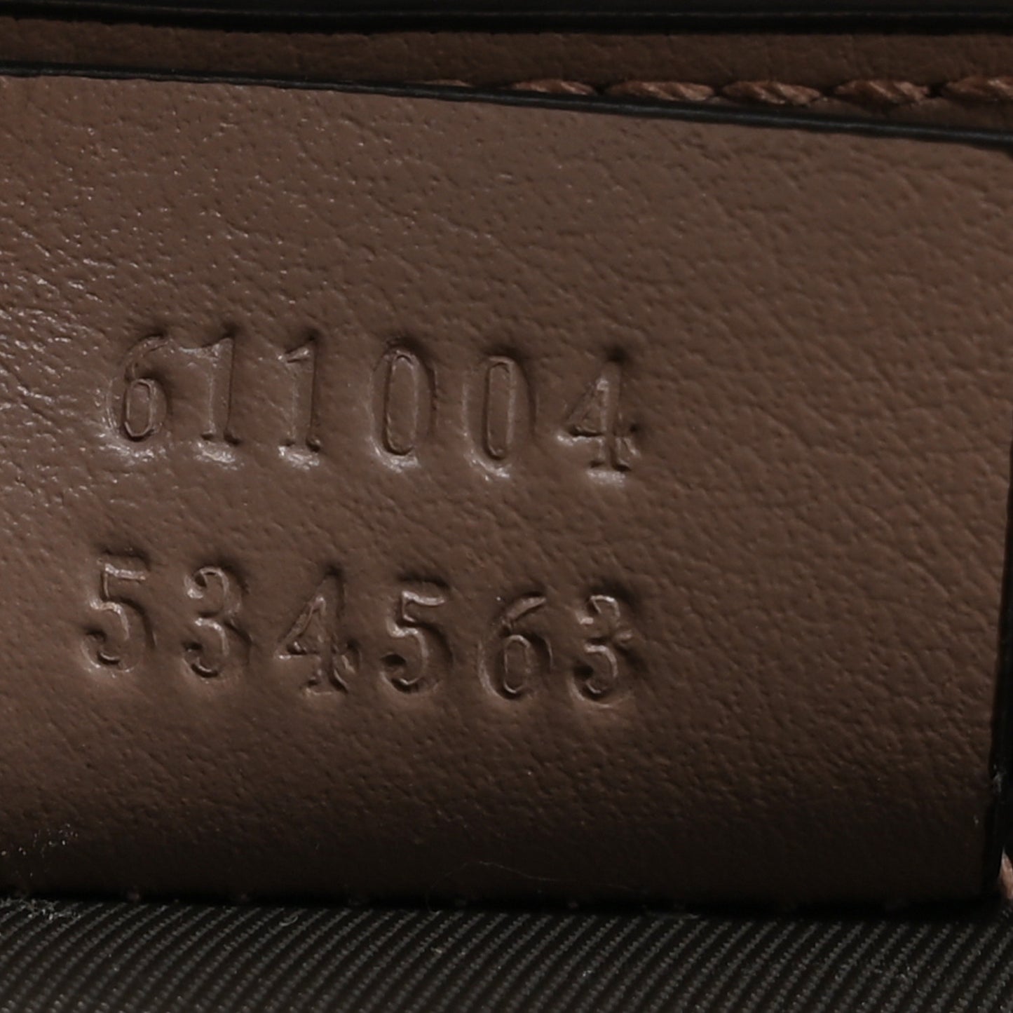 Calfskin Matelasse GG Marmont Vanity Cosmetic Case Porcelain Rose