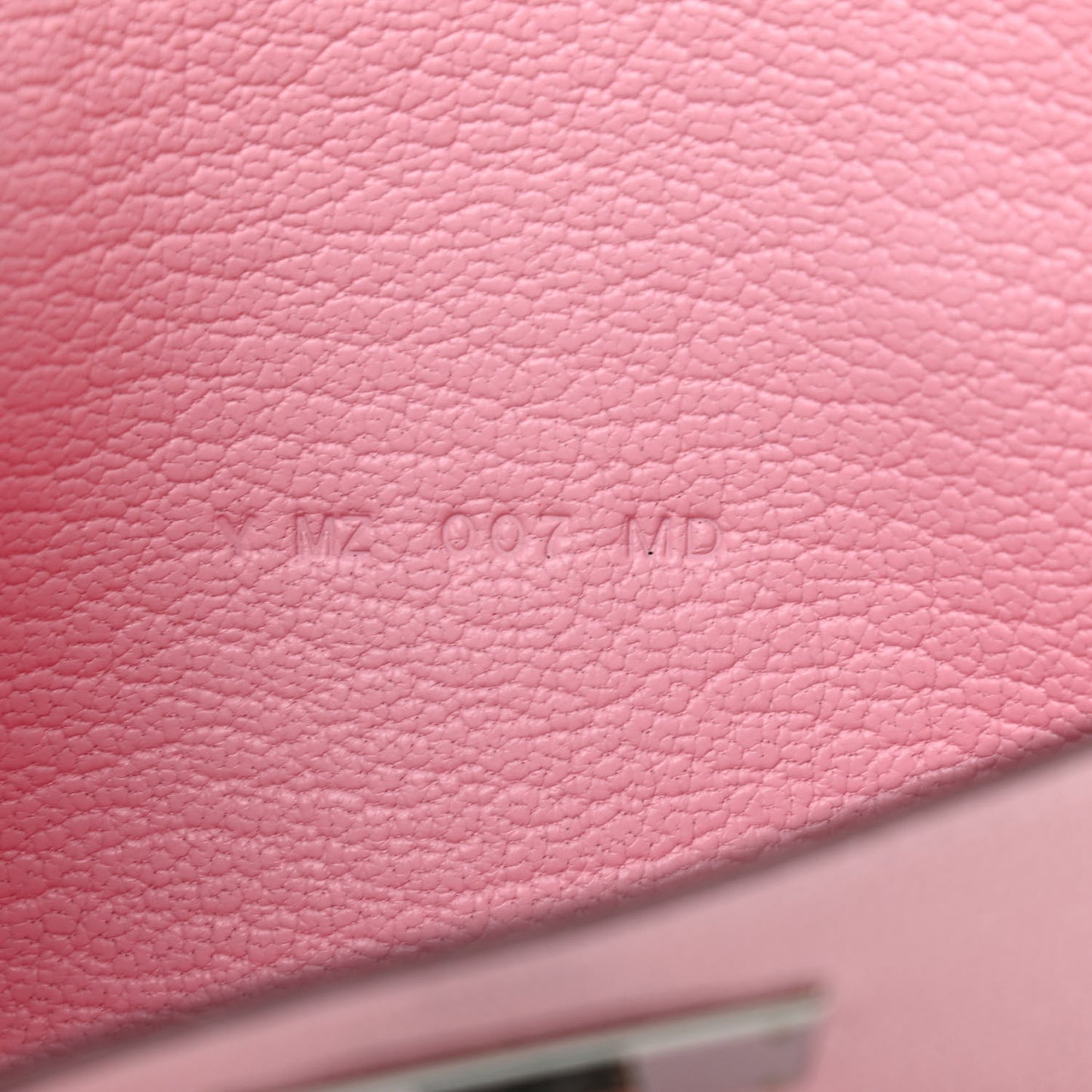 Chevre Mysore Kelly Pocket Compact Wallet Rose Sakura