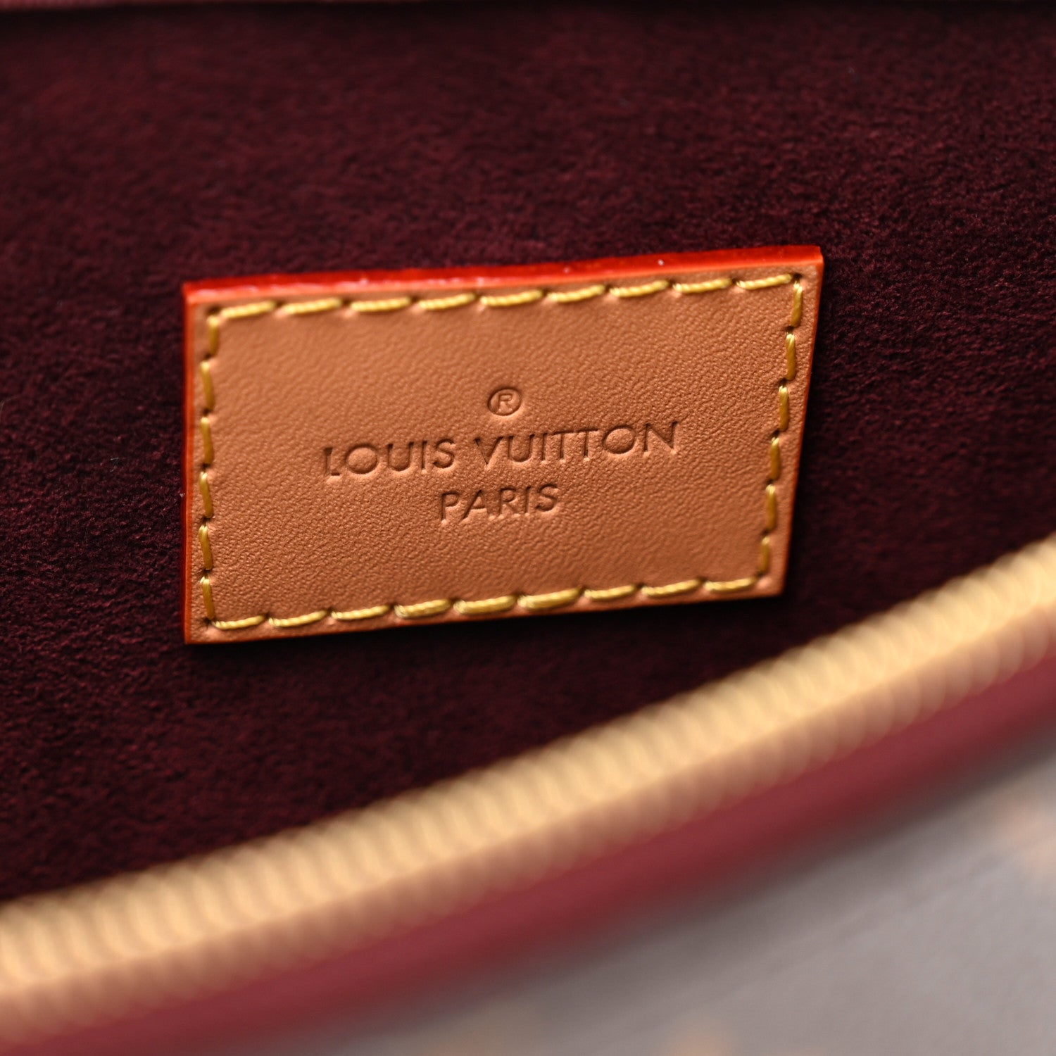 Louis Vuitton Monogram CarryAll MM Pochette 6 of 6