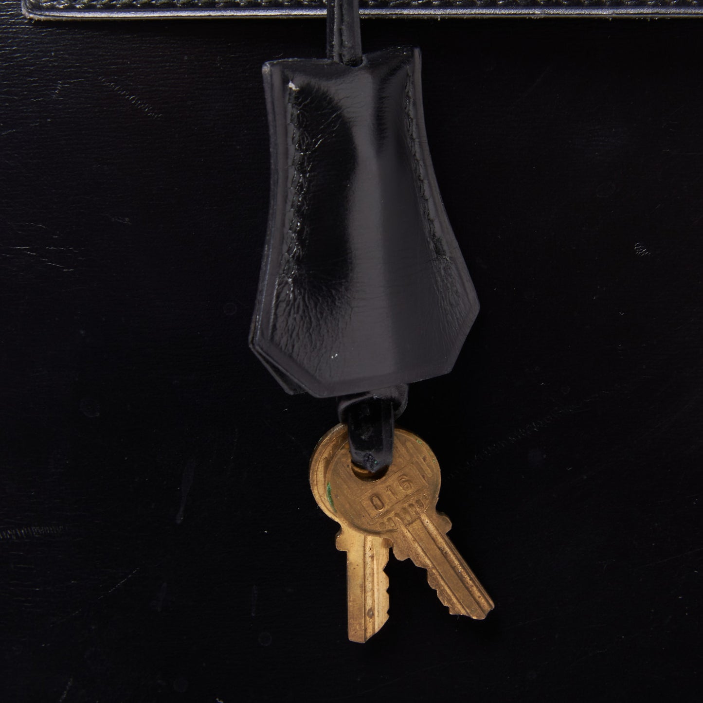 Box Kelly Sellier 32 Black