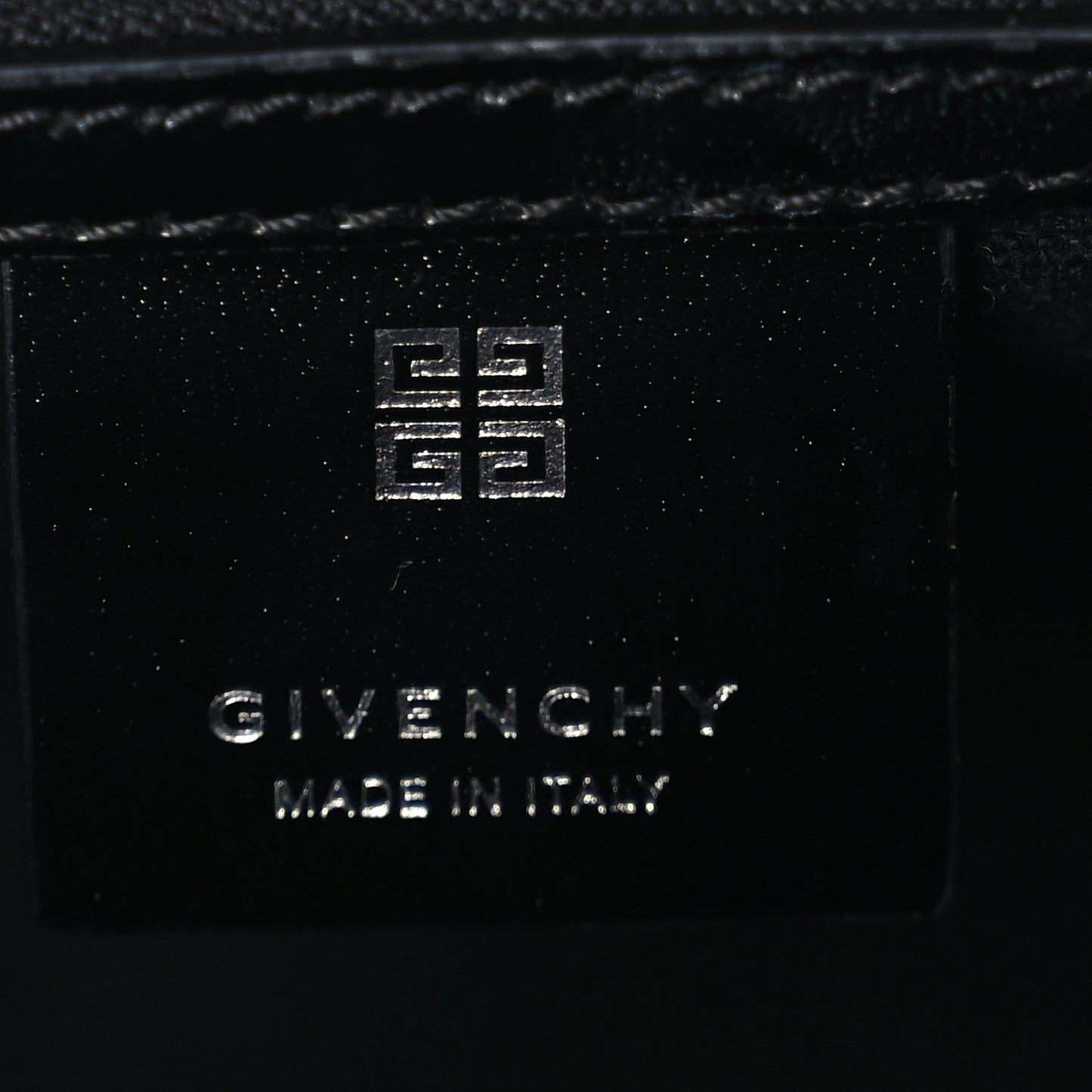 Shiny Lord Calfskin Small Antigona Black