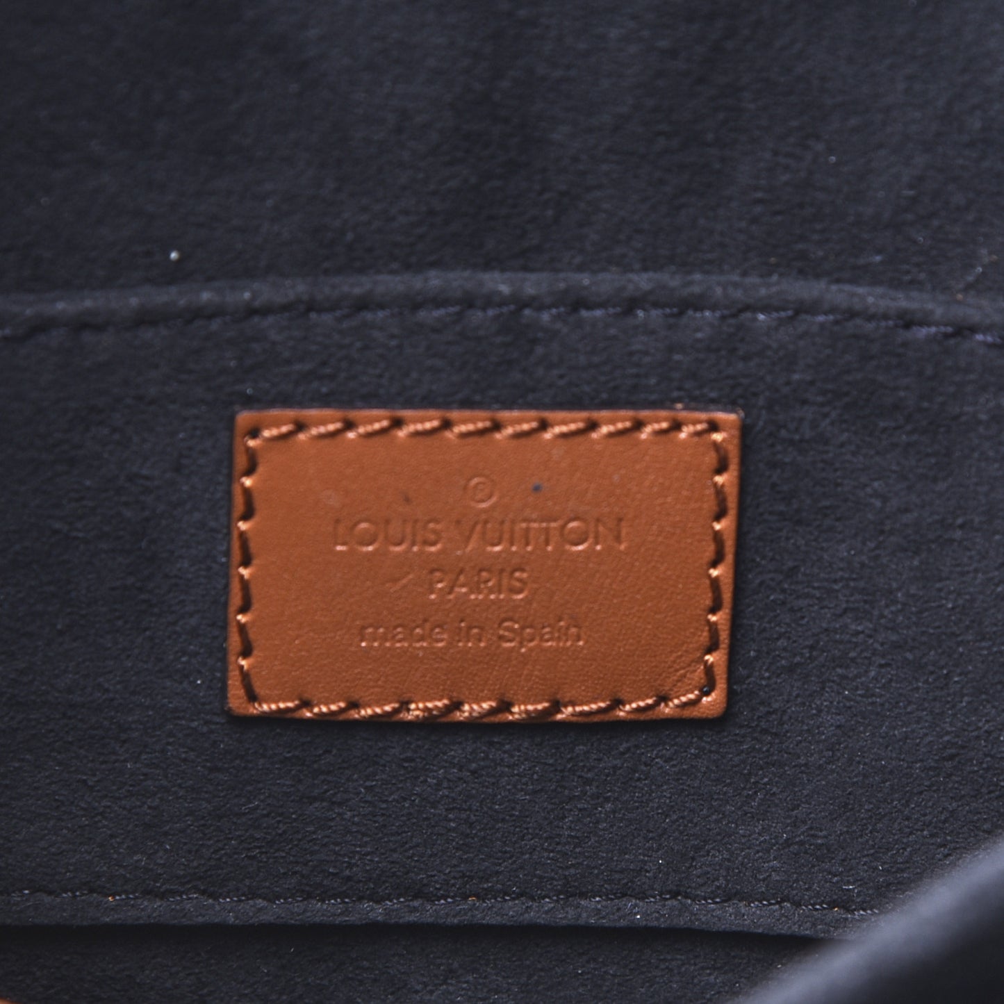 Taurillon Mini Dauphine Blackberry Snow