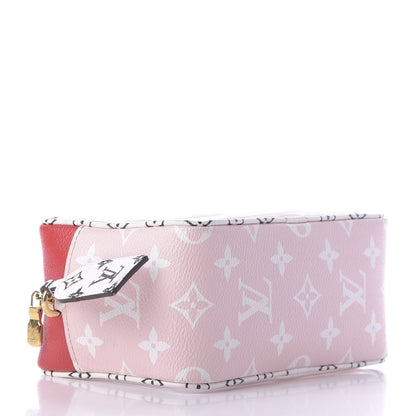 Louis Vuitton Monogram Giant Beach Pouch Rouge 3 of 7