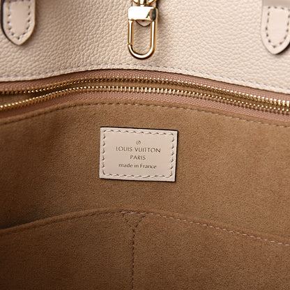 Louis Vuitton Empreinte Monogram Giant Onthego GM Creme 7 of 10