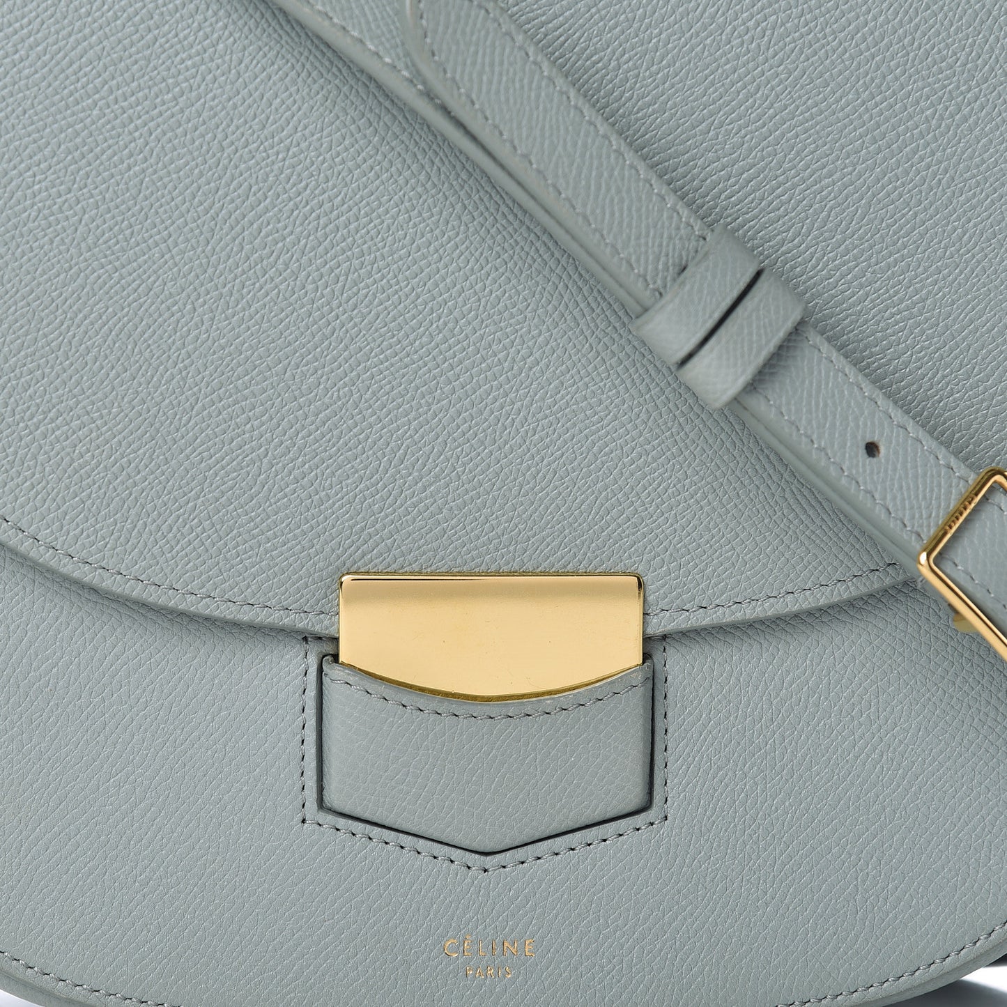 Grained Calfskin Compact Trotteur Cloud
