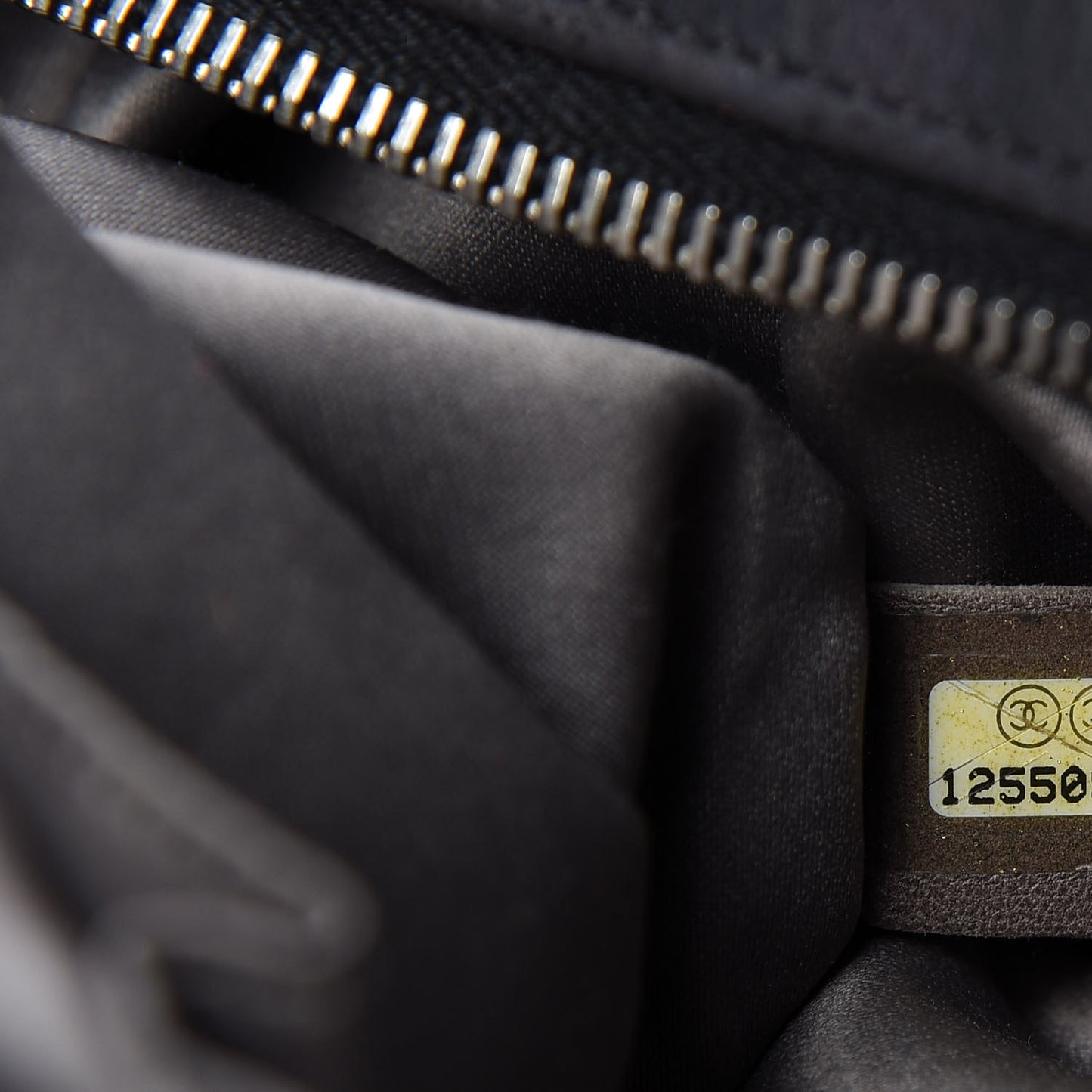 Calfskin Bubble Quilt Bowler Black