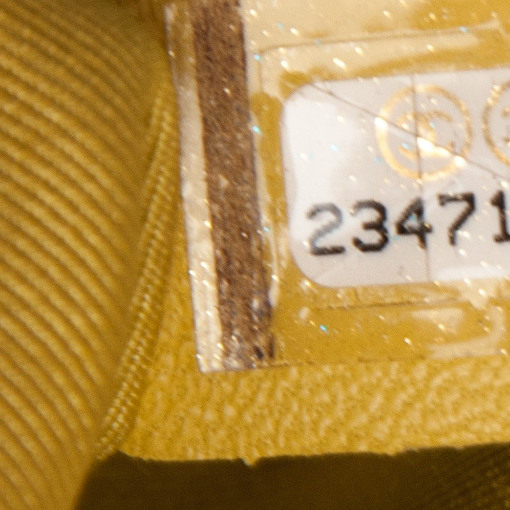 Caviar Quilted Medium Cuba Rainbow Boy Flap Multicolor