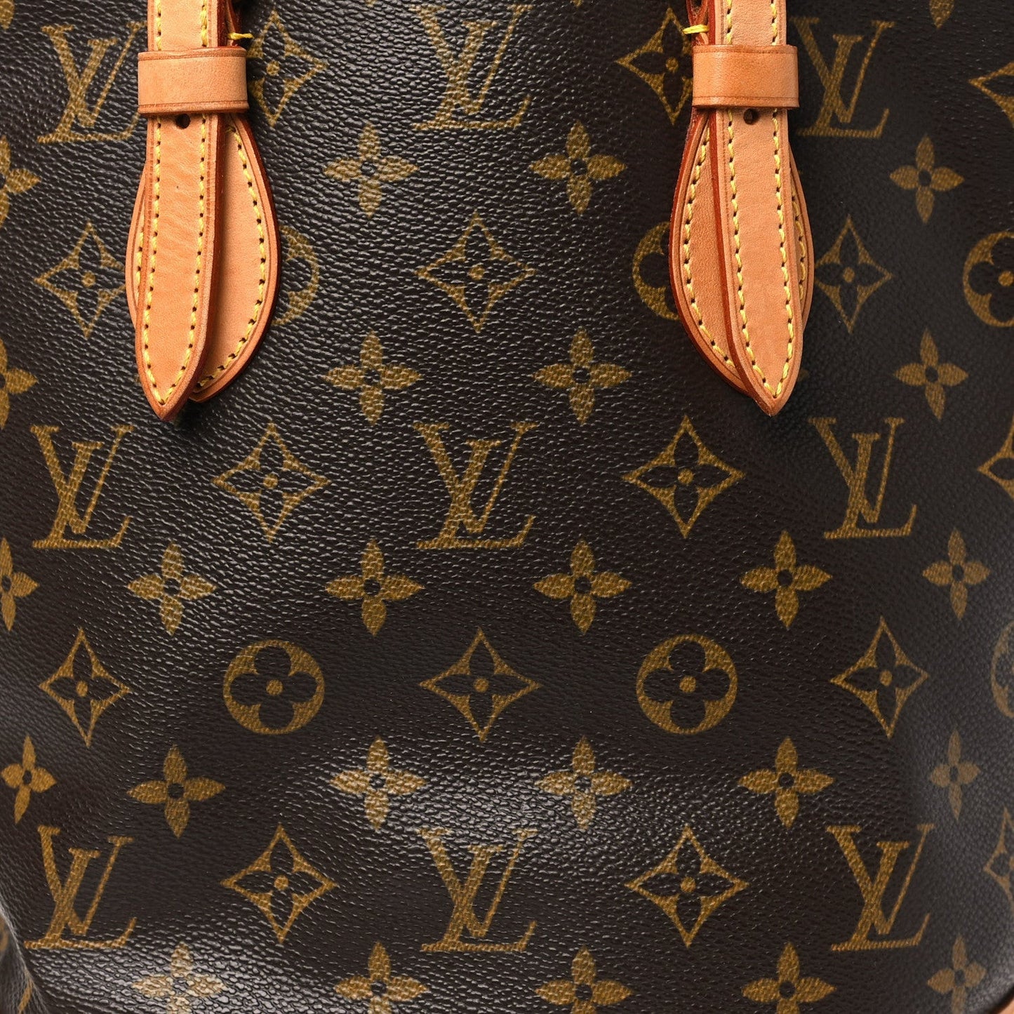 Monogram Petit Bucket 23