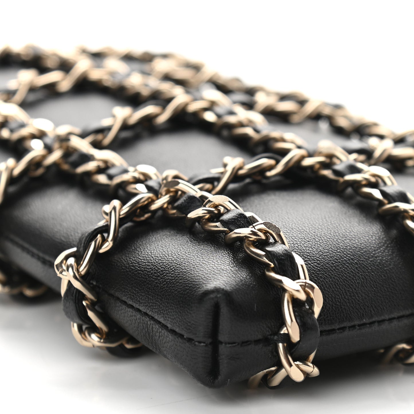 Lambskin Clutch With Chain Black