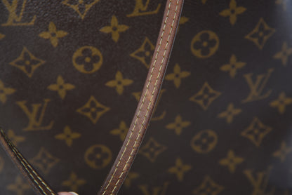 Louis Vuitton Monogram Neverfull MM 19 of 29