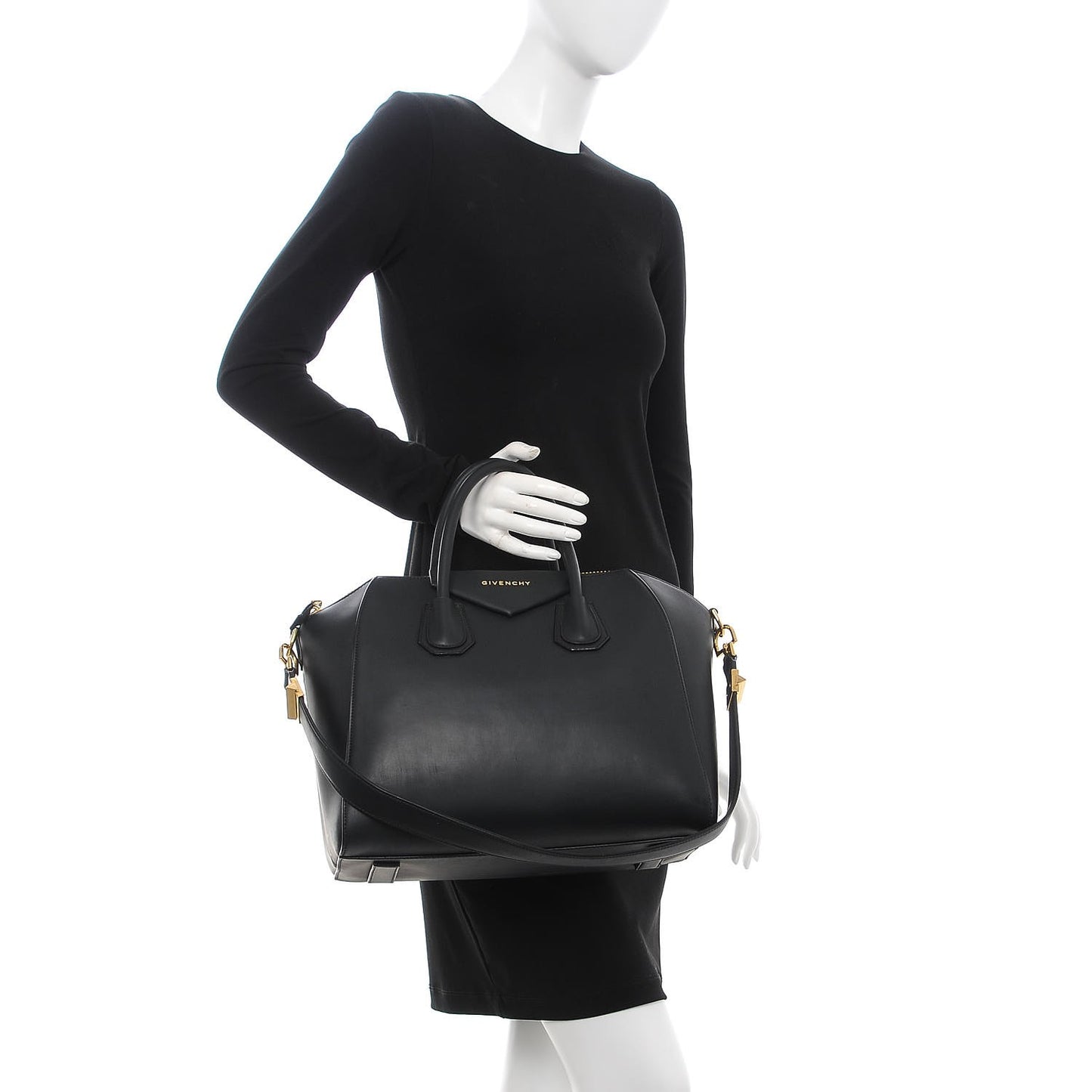 Rubber Effect Calfskin Medium Antigona Black