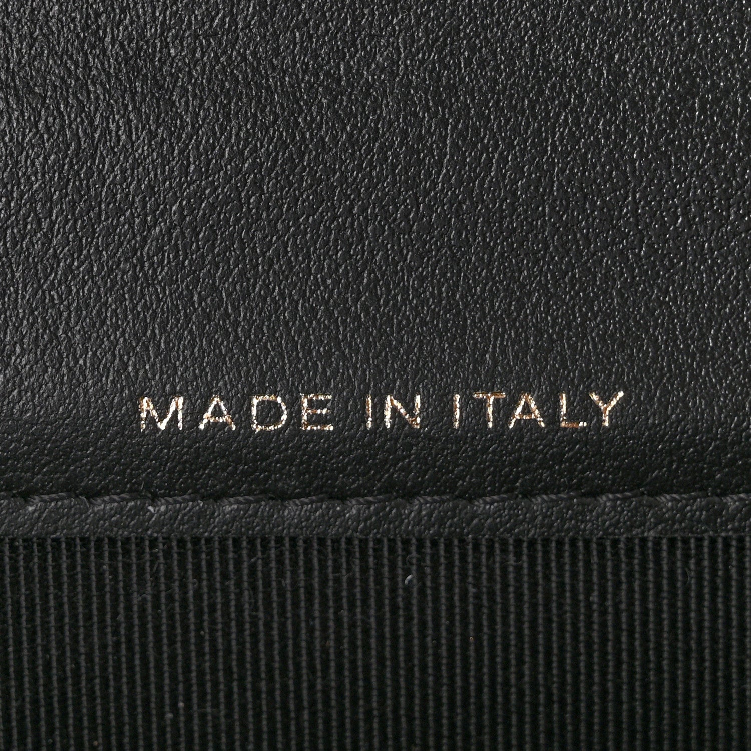 Chanel Calfskin Crocodile Embossed Graffiti 2.55 Crocodile Reissue Flap Card Holder Black Gold 7 of 9