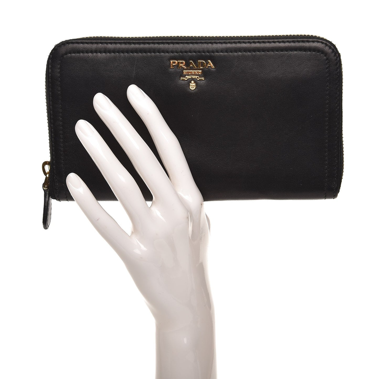 Soft Calf Zip Around Wallet Nero Black