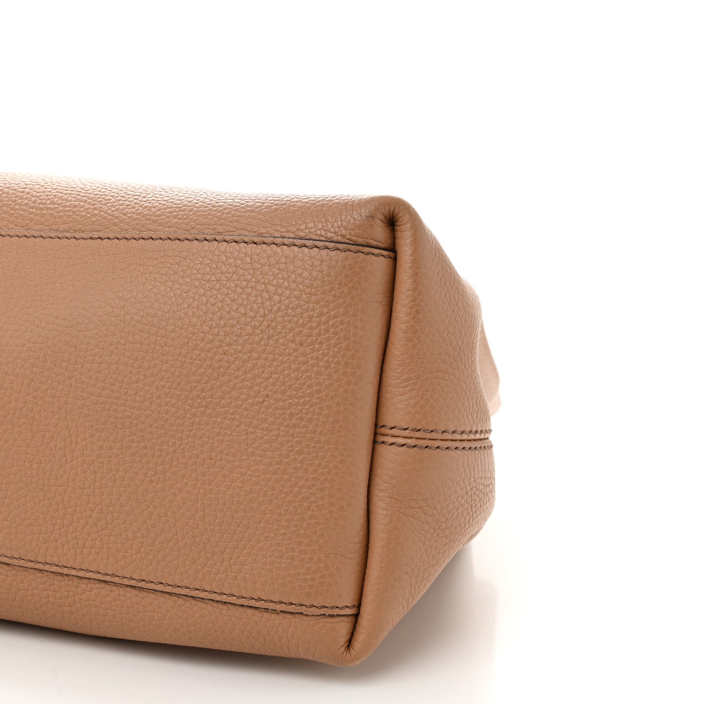 Pebbled Calfskin Medium Soho Chain Shoulder Bag Camelia