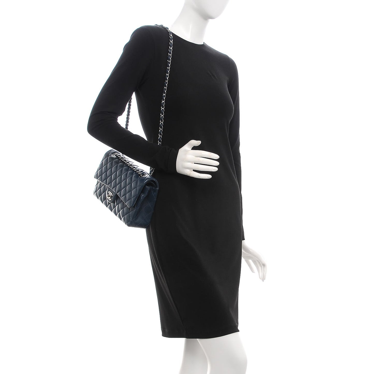 Caviar Quilted Medium Double Flap Navy