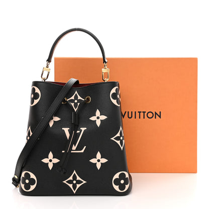 Louis Vuitton Empreinte Monogram Giant Neonoe MM Black Beige 13 of 13