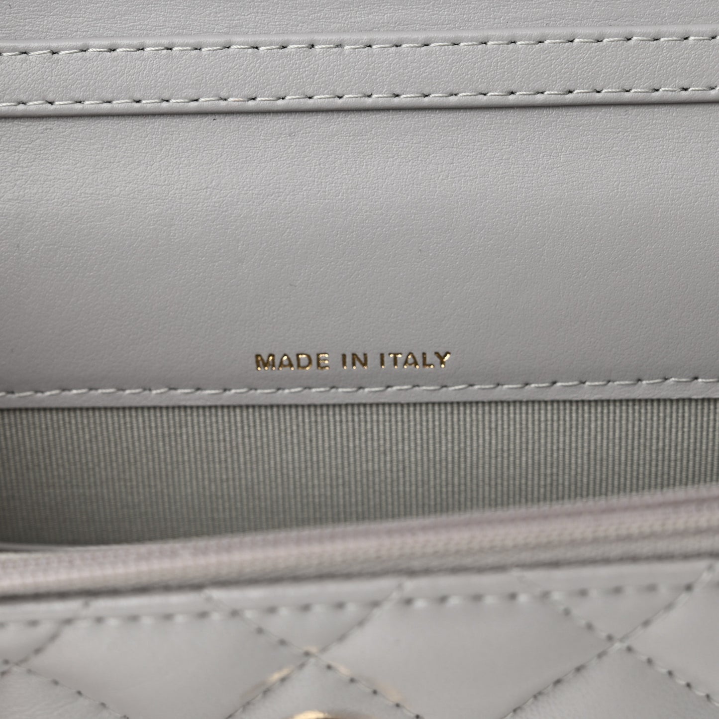 Lambskin Pearl Quilted Flap Phone Holder With Chain Grey